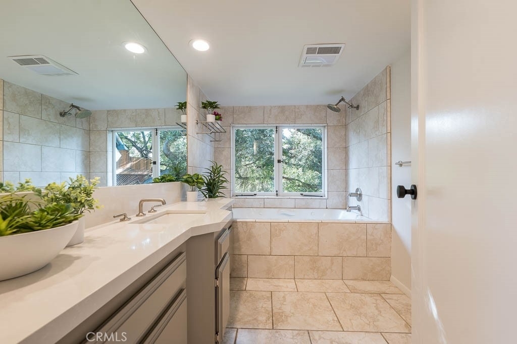 21670 Encina Road - Photo 6