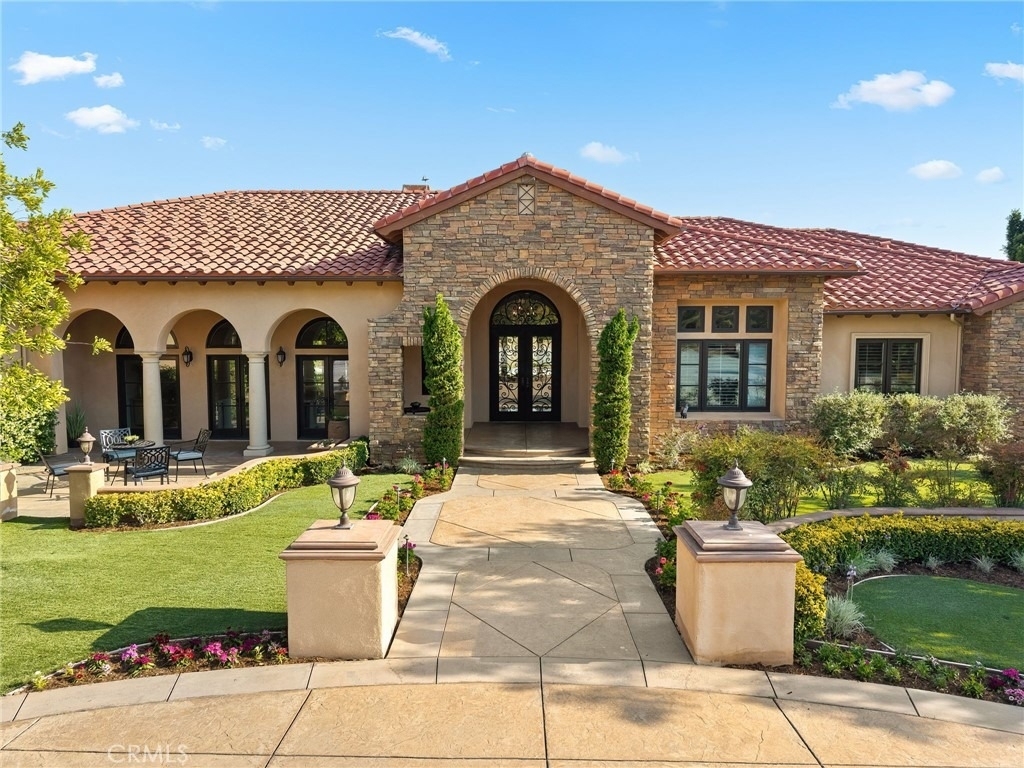 10727 W Stallion Ranch Road - Photo 2