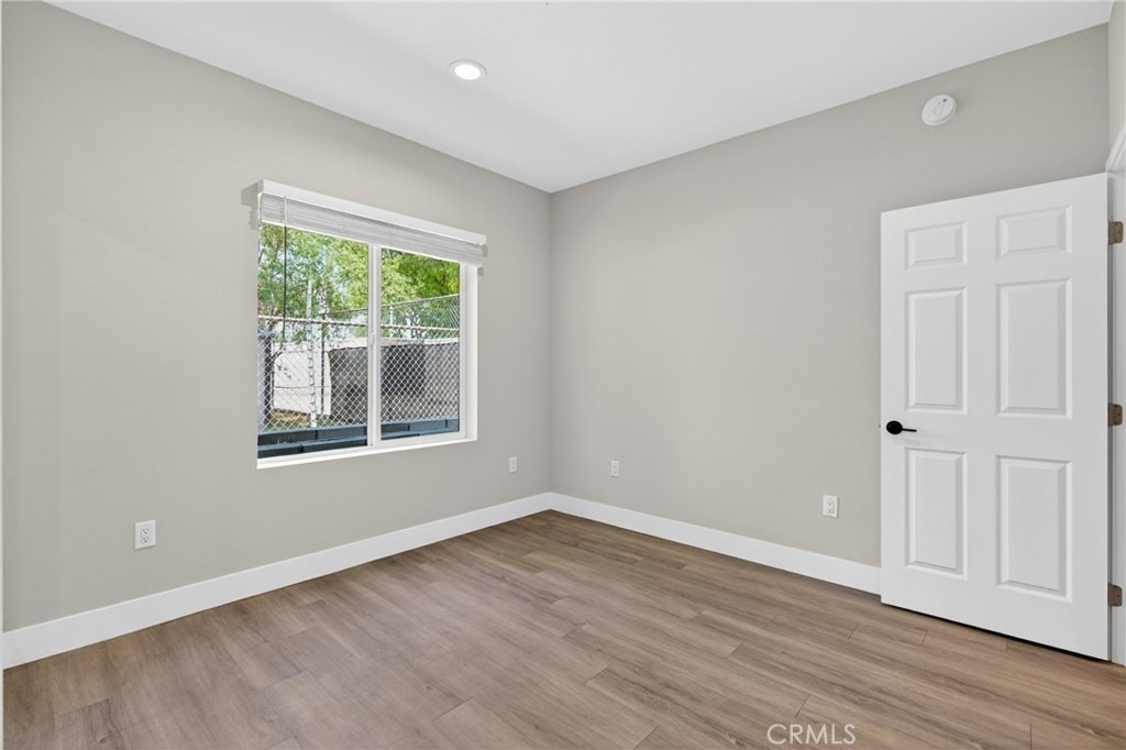 8414 Burnet Avenue - Photo 14