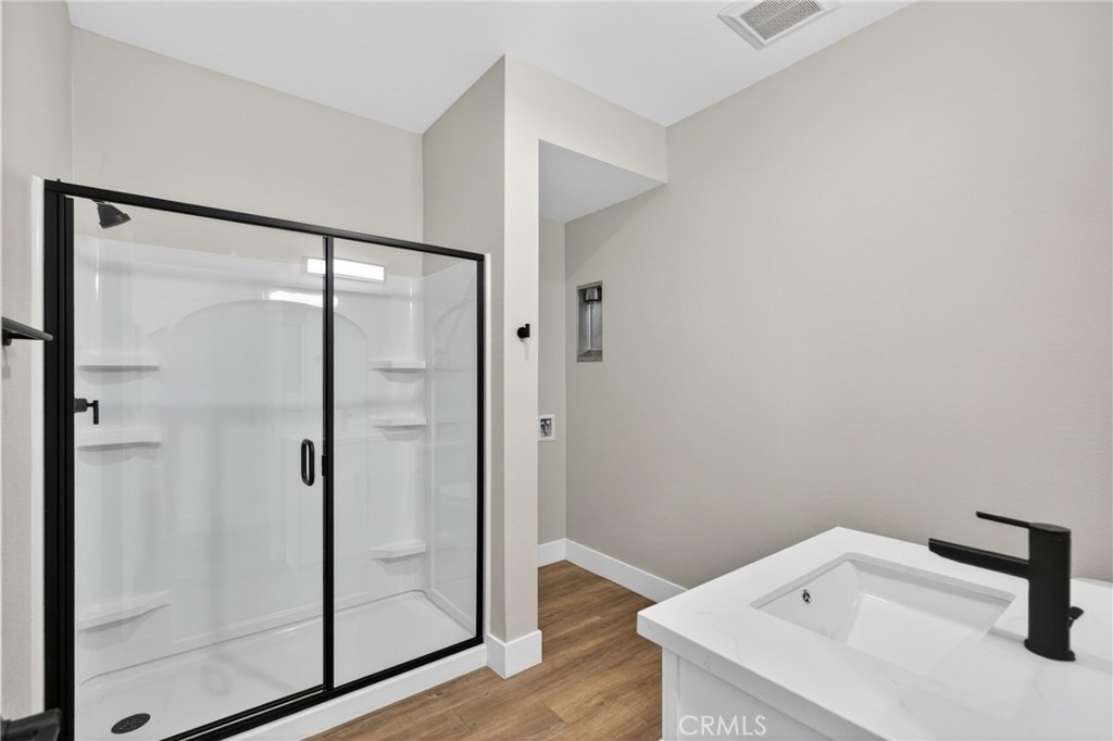 8414 Burnet Avenue - Photo 9