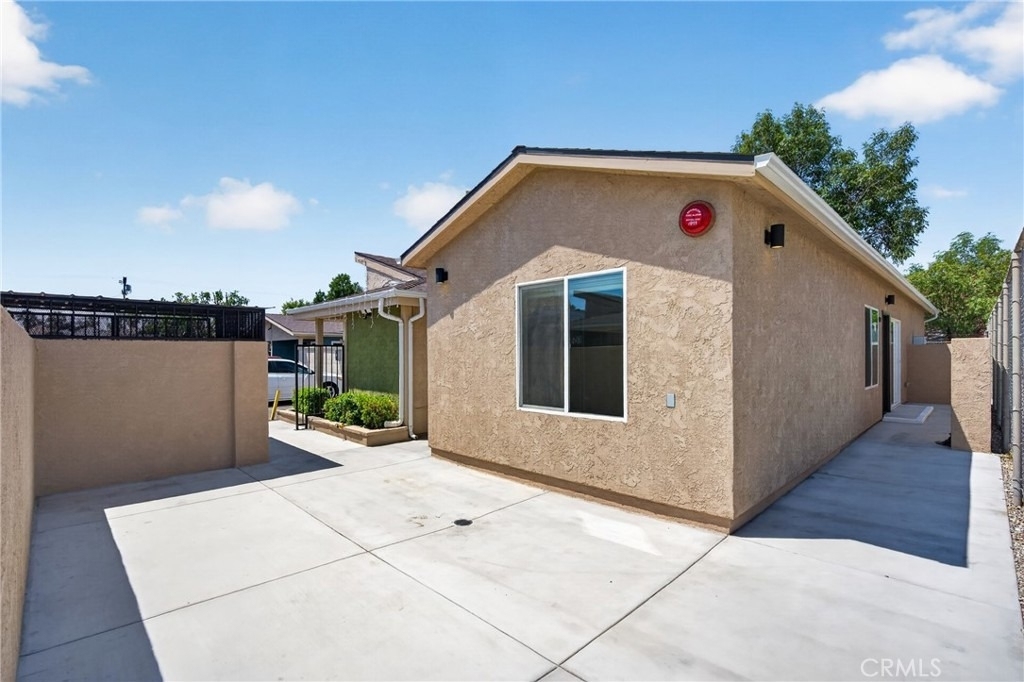 8414 Burnet Avenue - Photo 18