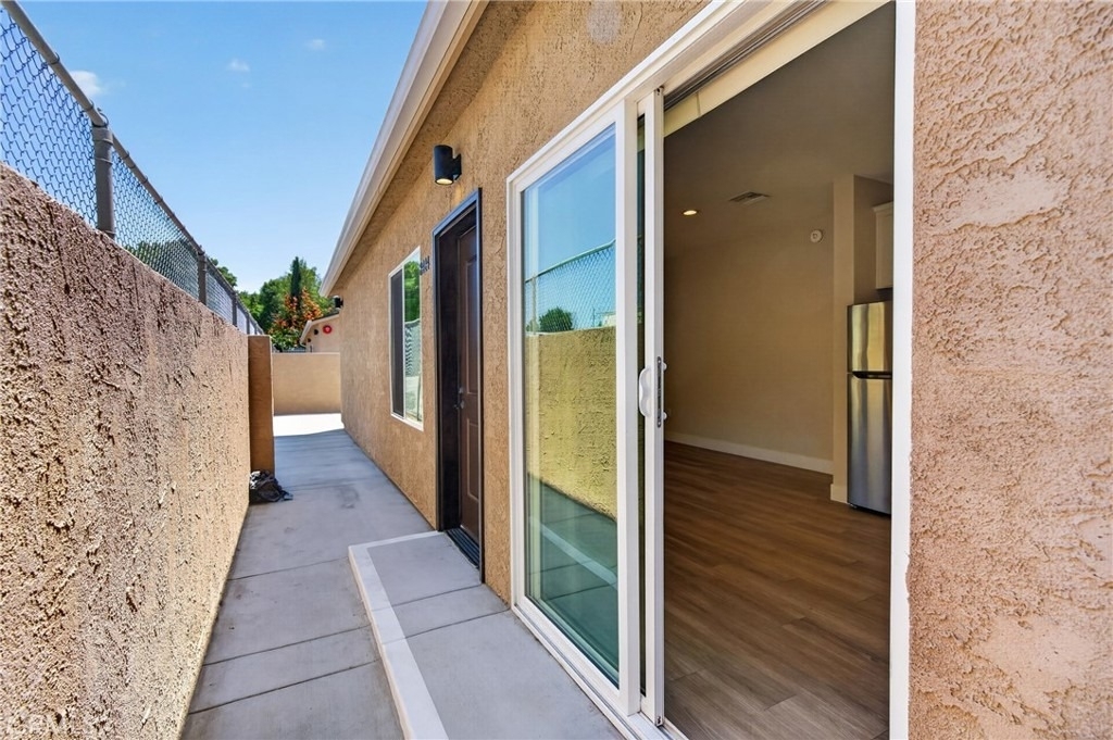 8414 Burnet Avenue - Photo 19