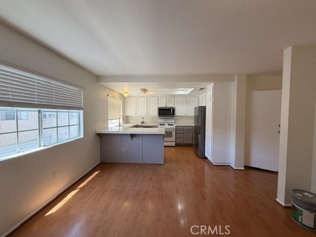 2300 Maple Avenue - Photo 2