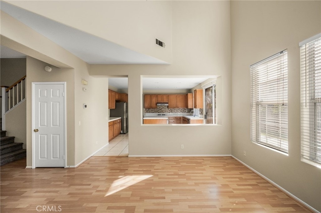 11645 Maynard Avenue - Photo 6