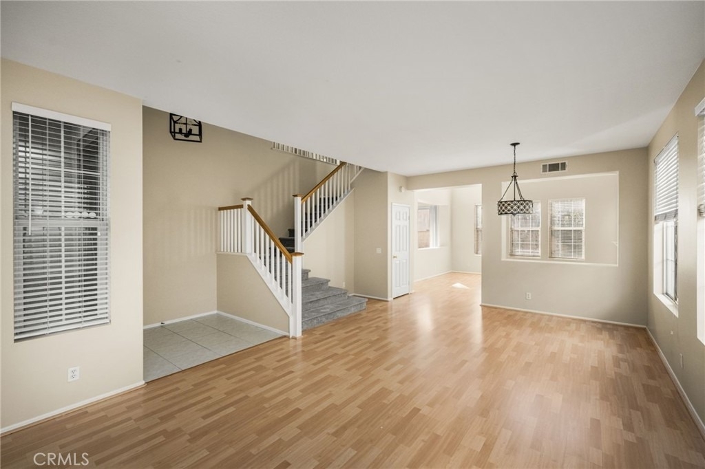11645 Maynard Avenue - Photo 3