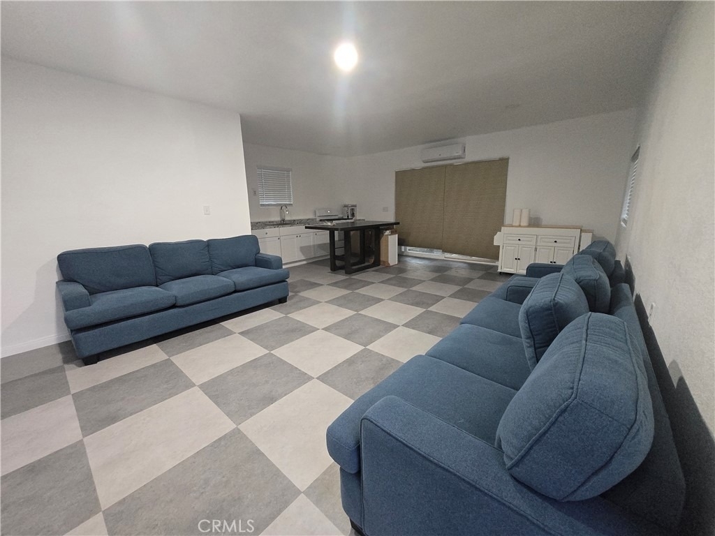 16482 Grand - Photo 3
