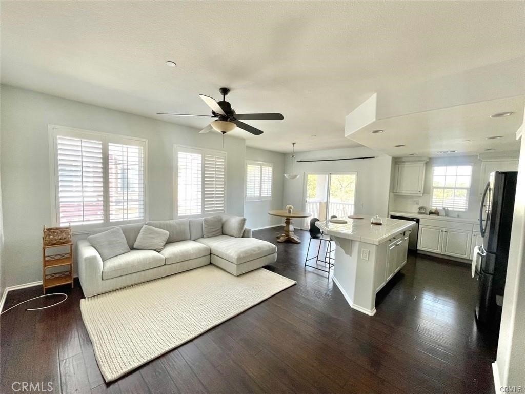 8146 Parkside - Photo 4