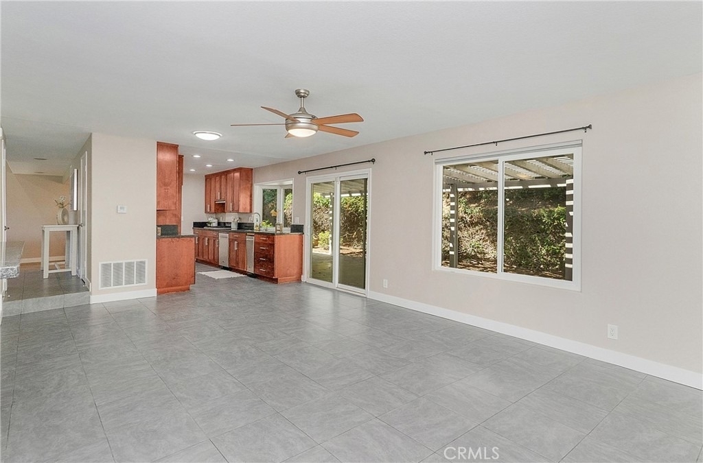 419 Fleming - Photo 9