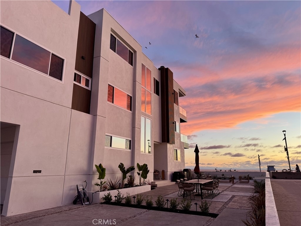 740 The Strand - Photo 46
