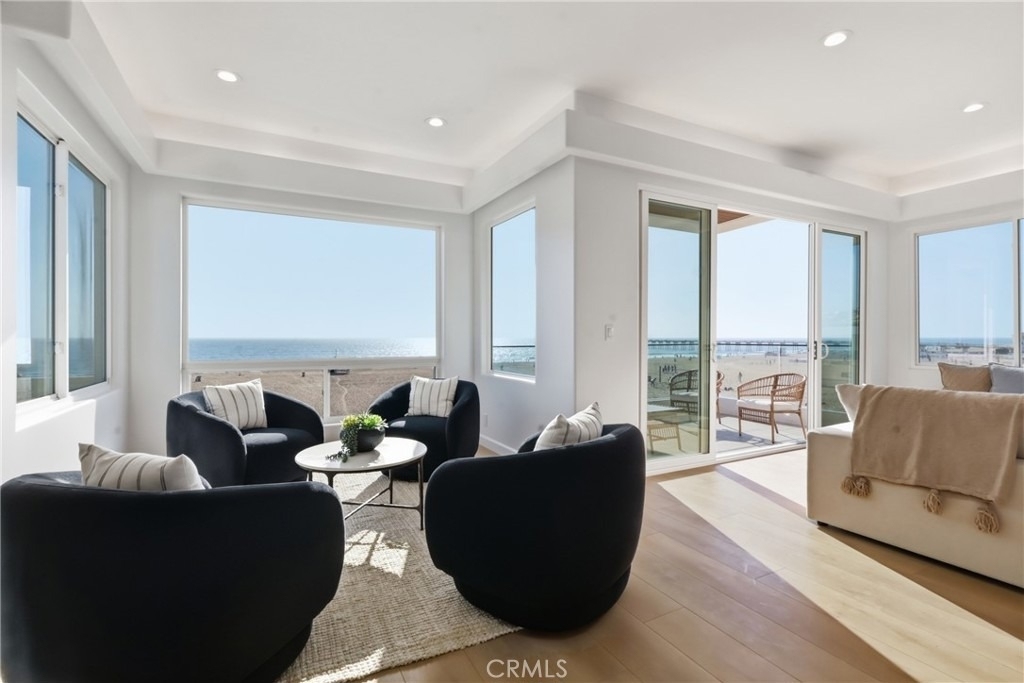 740 The Strand - Photo 33