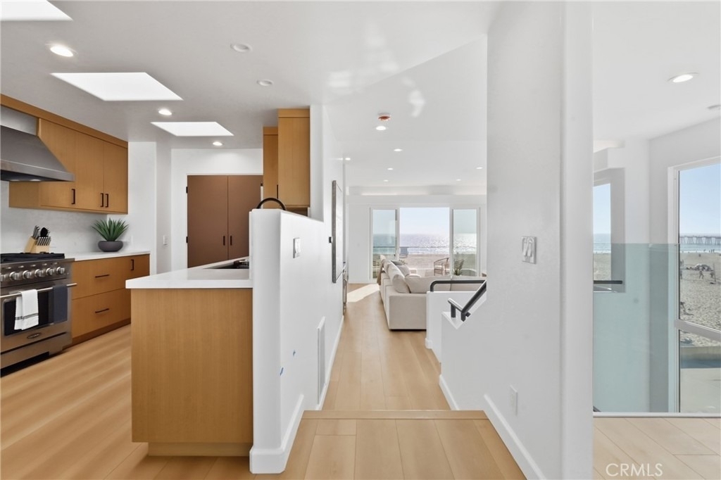 740 The Strand - Photo 23