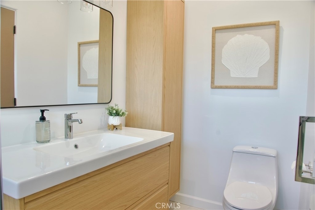 740 The Strand - Photo 43