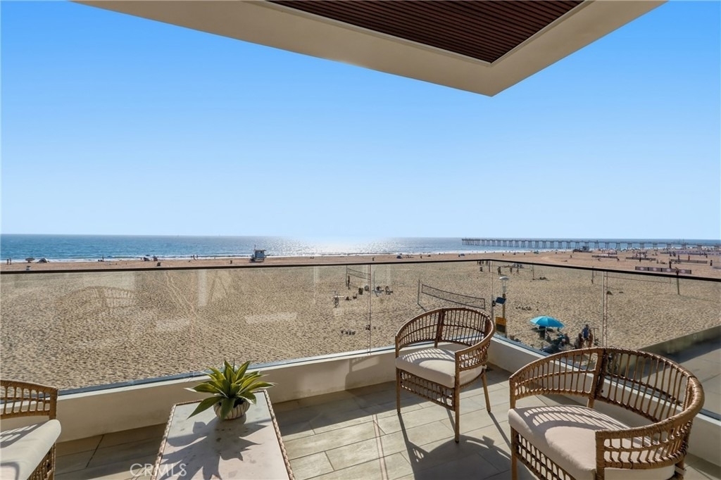 740 The Strand - Photo 36