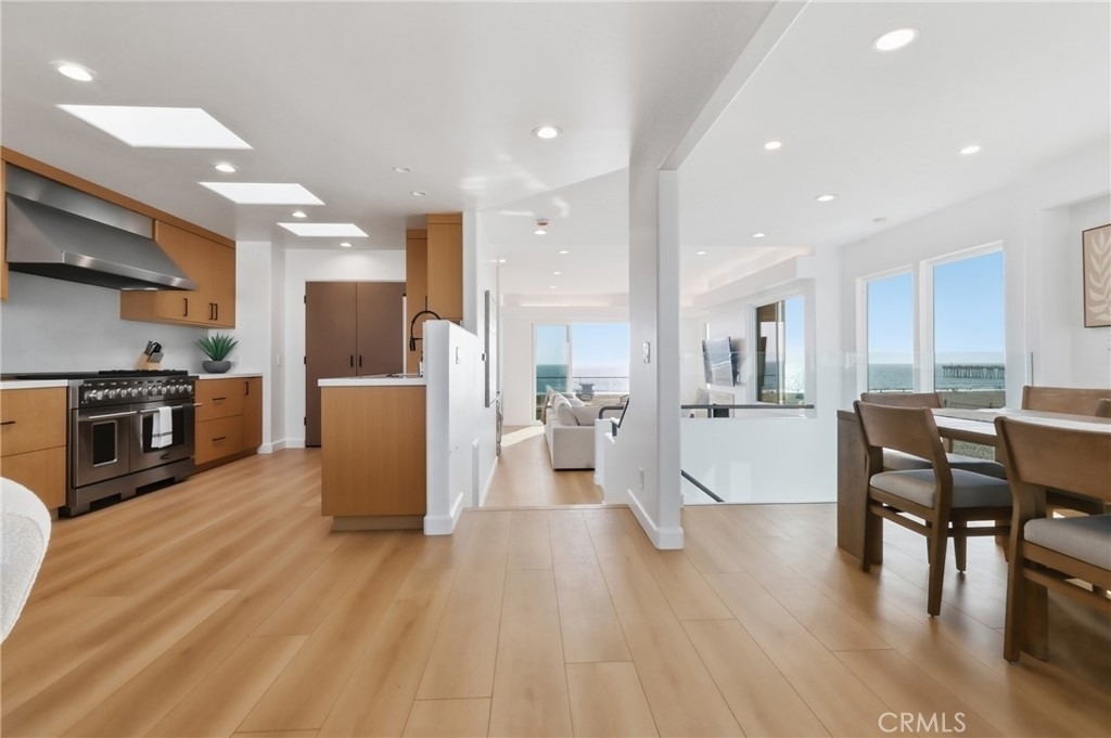 740 The Strand - Photo 27