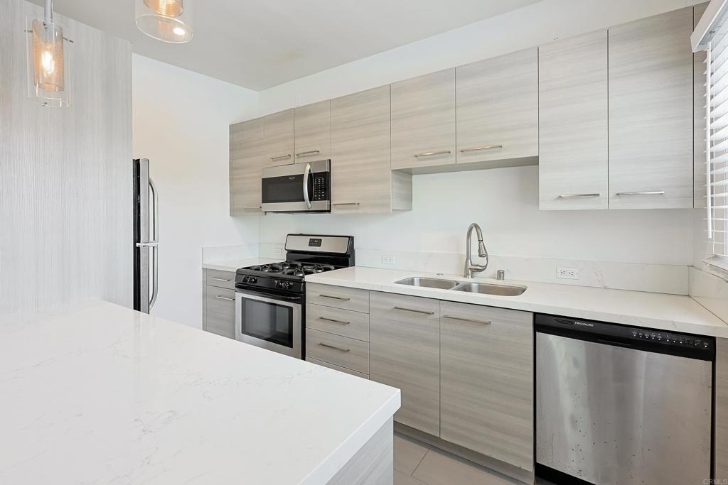 751 D Avenue - Photo 8