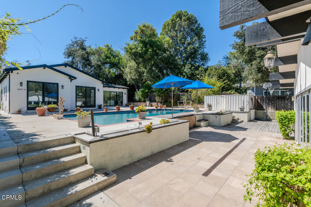 4819 Oakwood Avenue - Photo 24