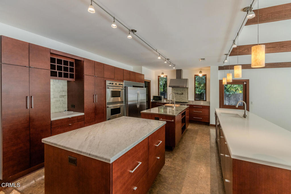 4819 Oakwood Avenue - Photo 6