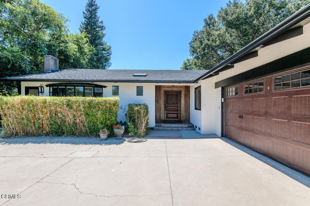 4819 Oakwood Avenue - Photo 1
