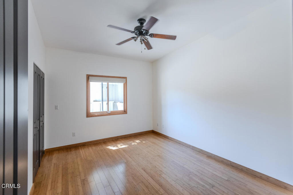 4819 Oakwood Avenue - Photo 17
