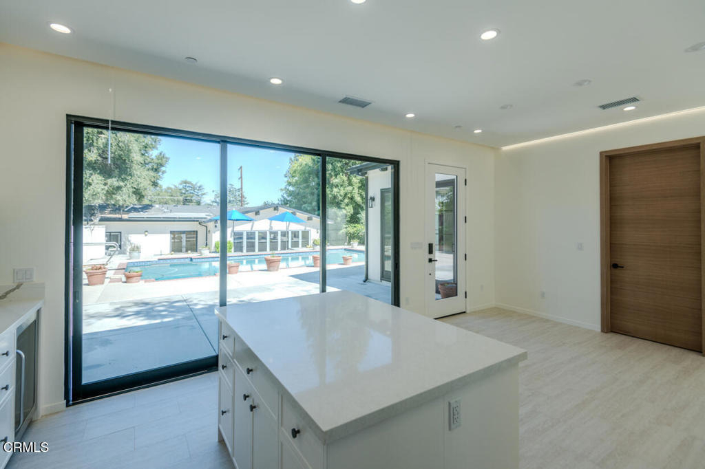 4819 Oakwood Avenue - Photo 29