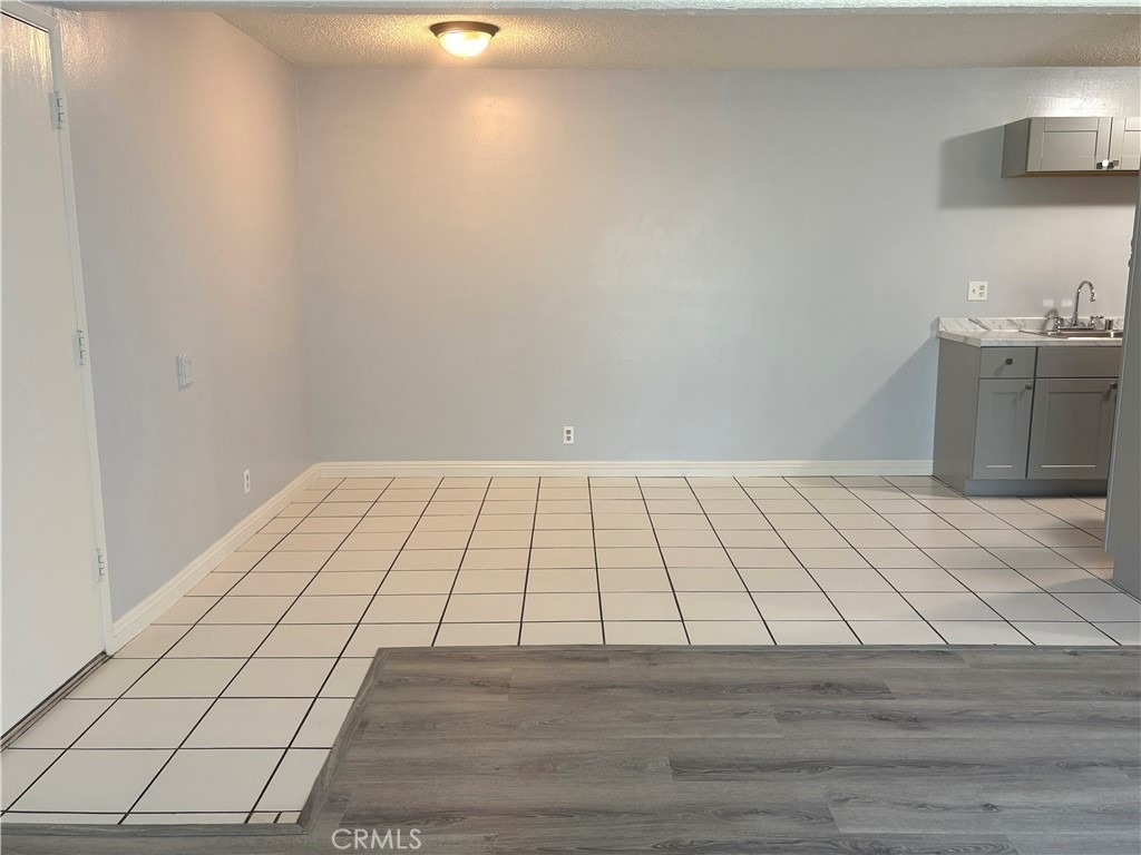 212 S. Kraemer Boulevard - Photo 6