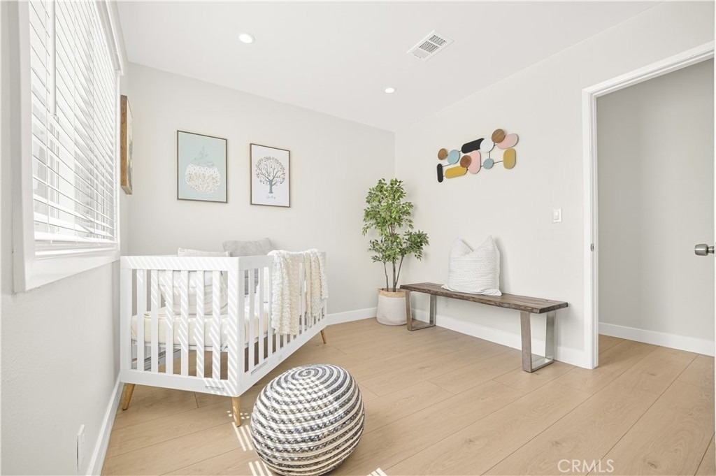 4141 E Addington Circle - Photo 4