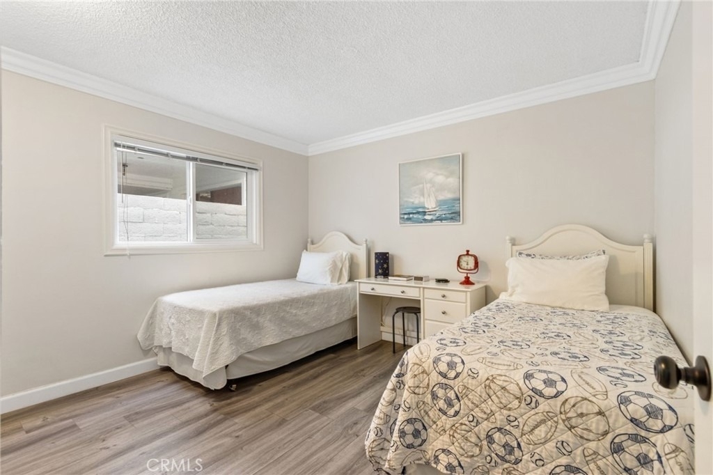 218 E Balboa - Photo 14