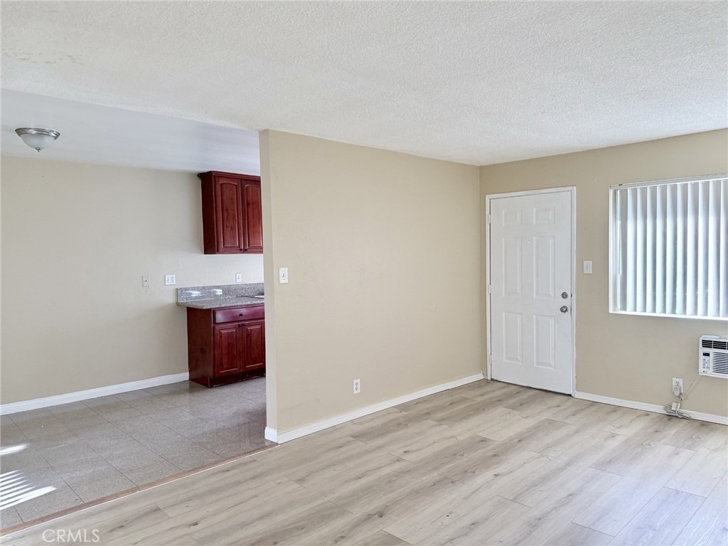 4830 Canoga Street - Photo 4