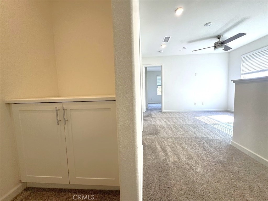 1014 W Buttercup - Photo 13