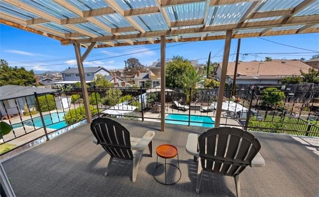 2447 Grove Ave - Photo 9
