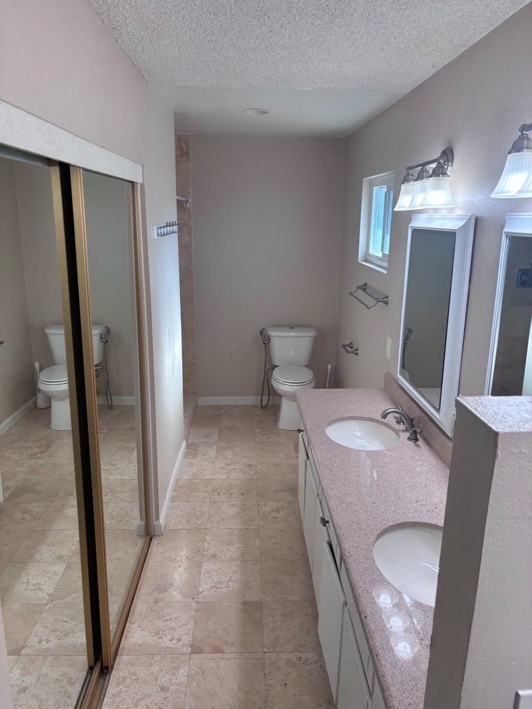 2447 Grove Ave - Photo 4
