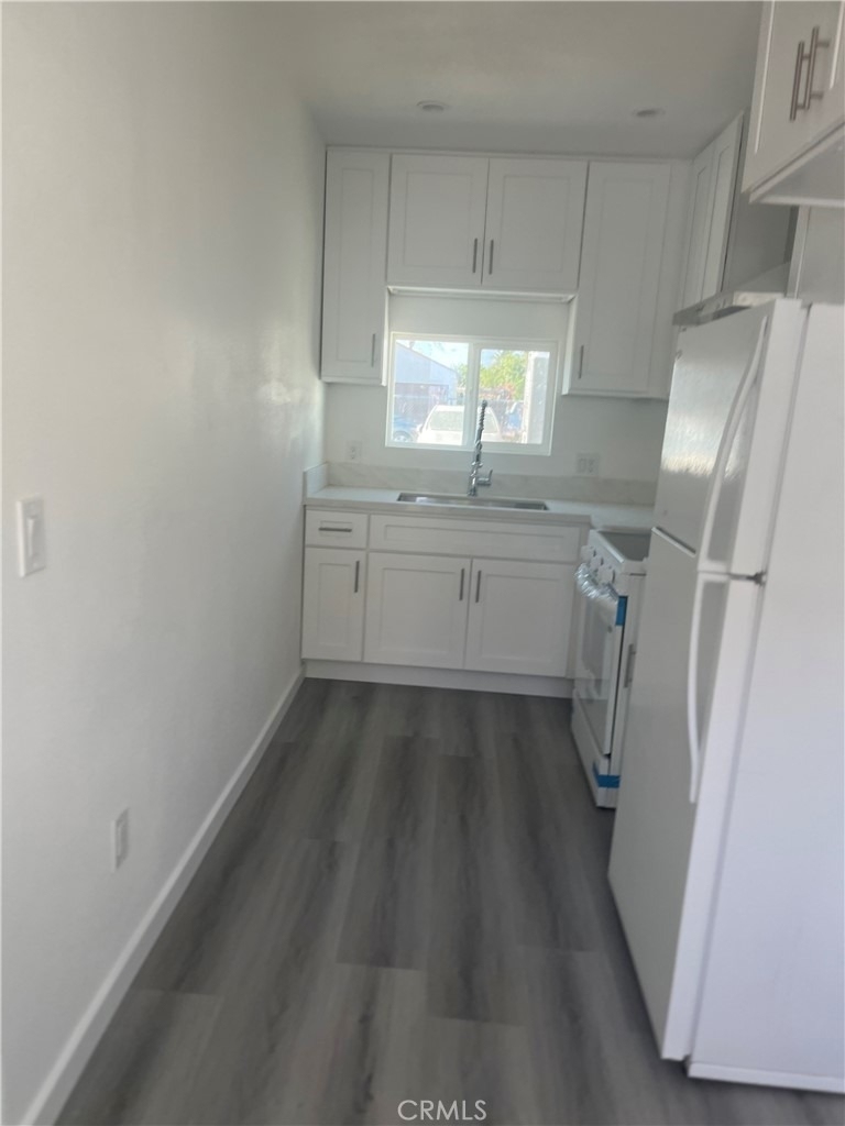 1387 Holt Ave - Photo 6