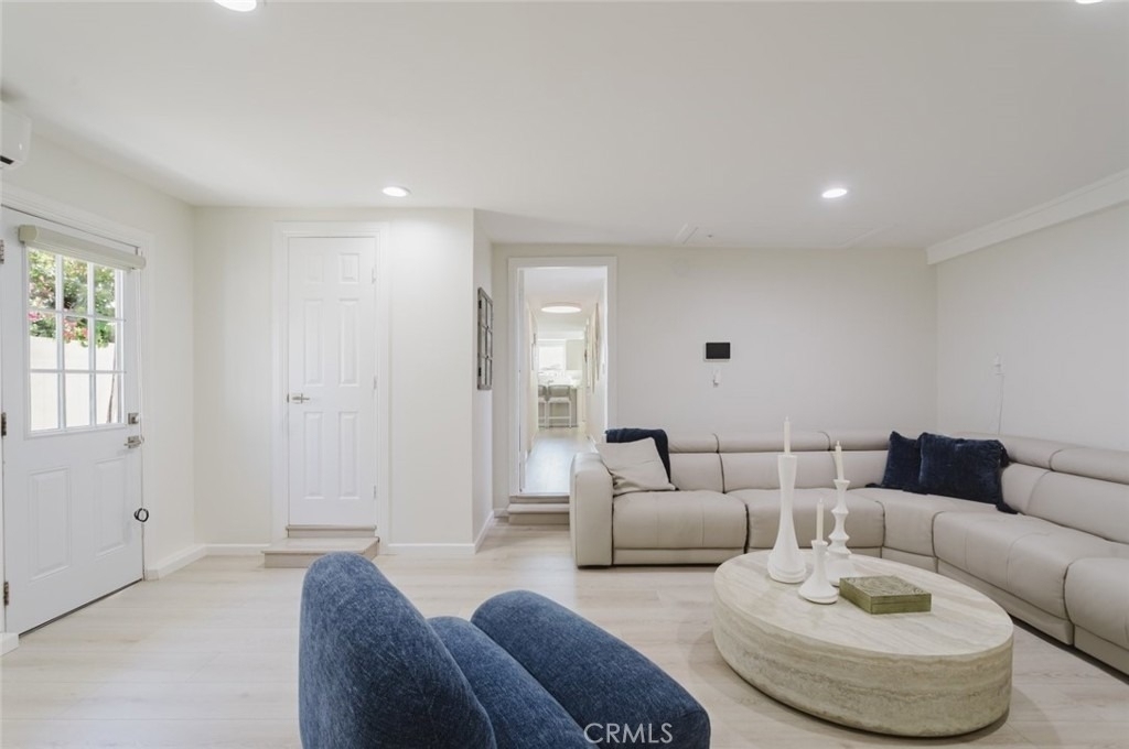 10619 Mather Avenue - Photo 35