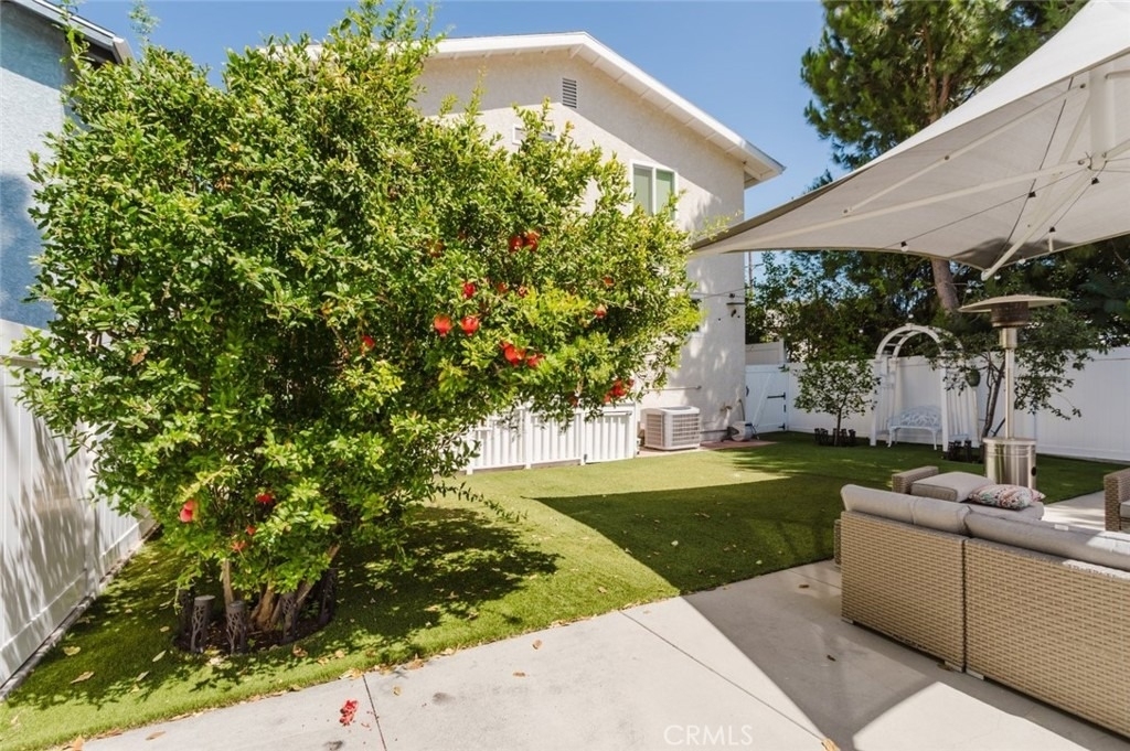 10619 Mather Avenue - Photo 61