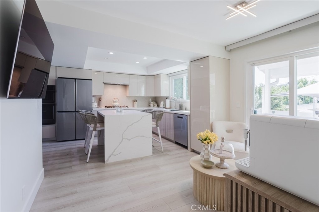 10619 Mather Avenue - Photo 19