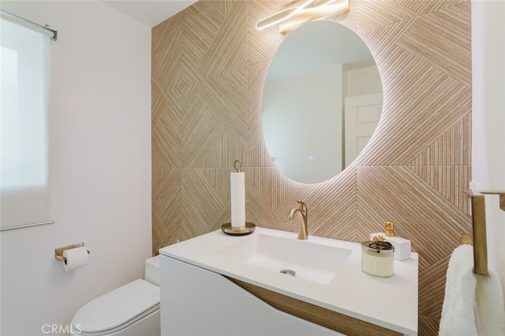 10619 Mather Avenue - Photo 53