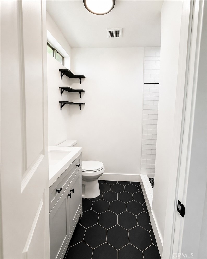 441 Wickford - Photo 7