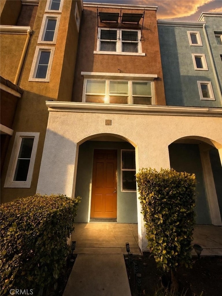 542 N Chardonnay - Photo 0
