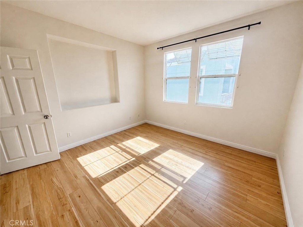 542 N Chardonnay - Photo 2