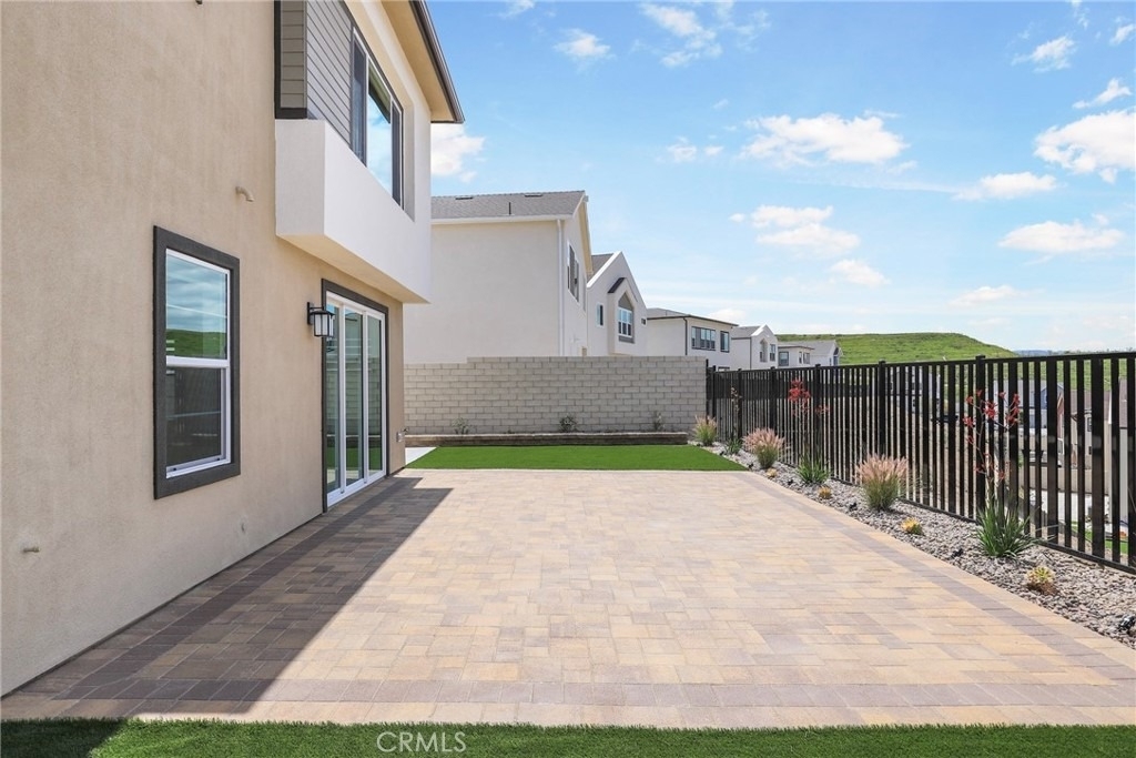 27273 Debut Place - Photo 1