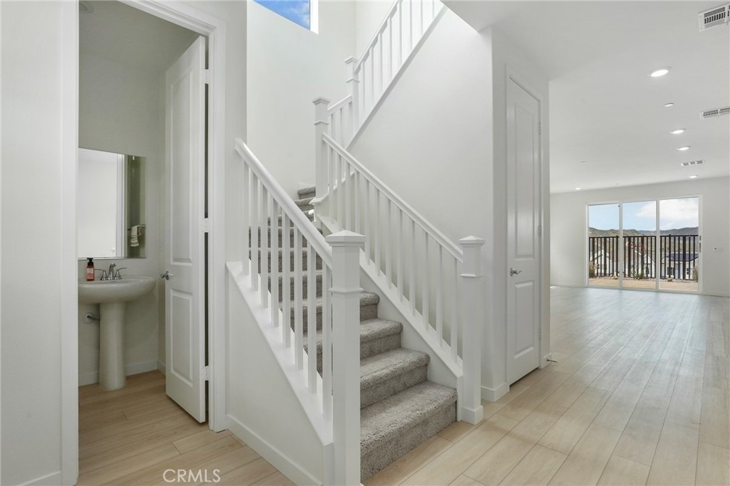 27273 Debut Place - Photo 5