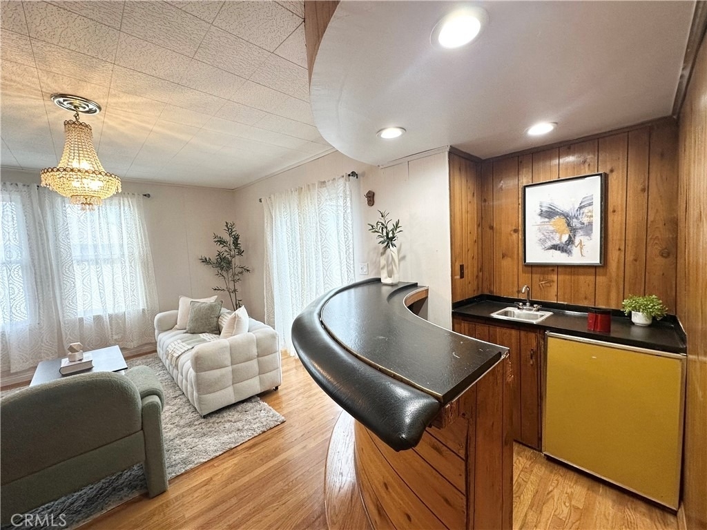 6220 Etiwanda Avenue - Photo 17