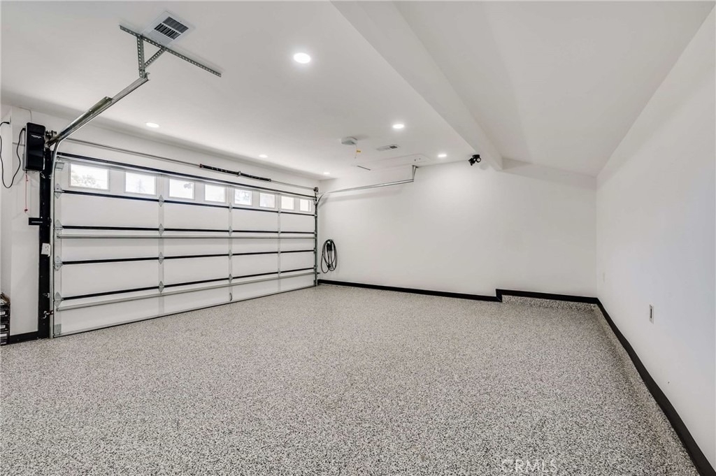 3890 Shadow Grove Road - Photo 44