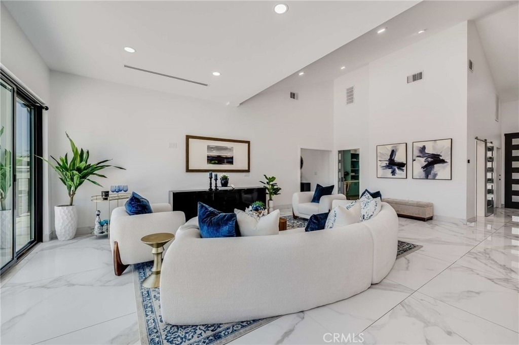 3890 Shadow Grove Road - Photo 18