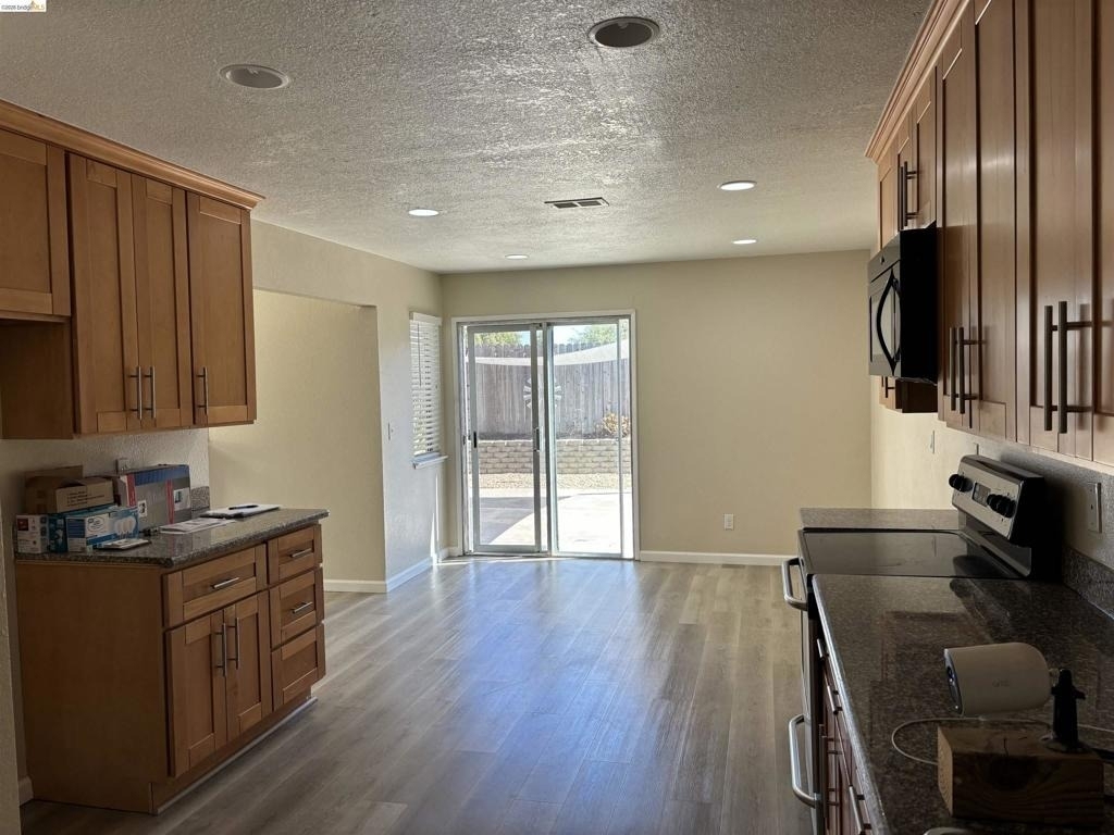 239 Almondtree Ln - Photo 4