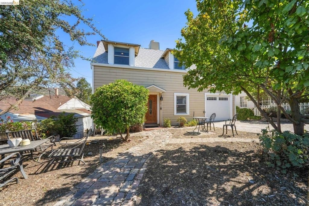 7850 Crest Ave - Photo 3