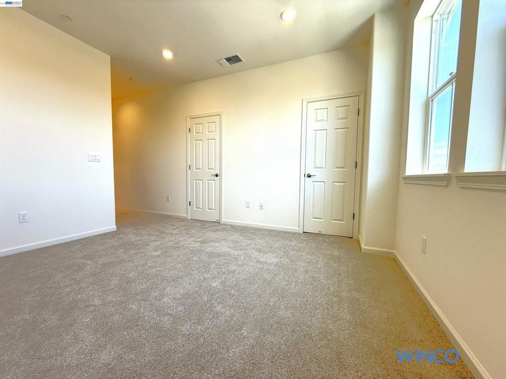 3810 Norbridge Ave - Photo 14