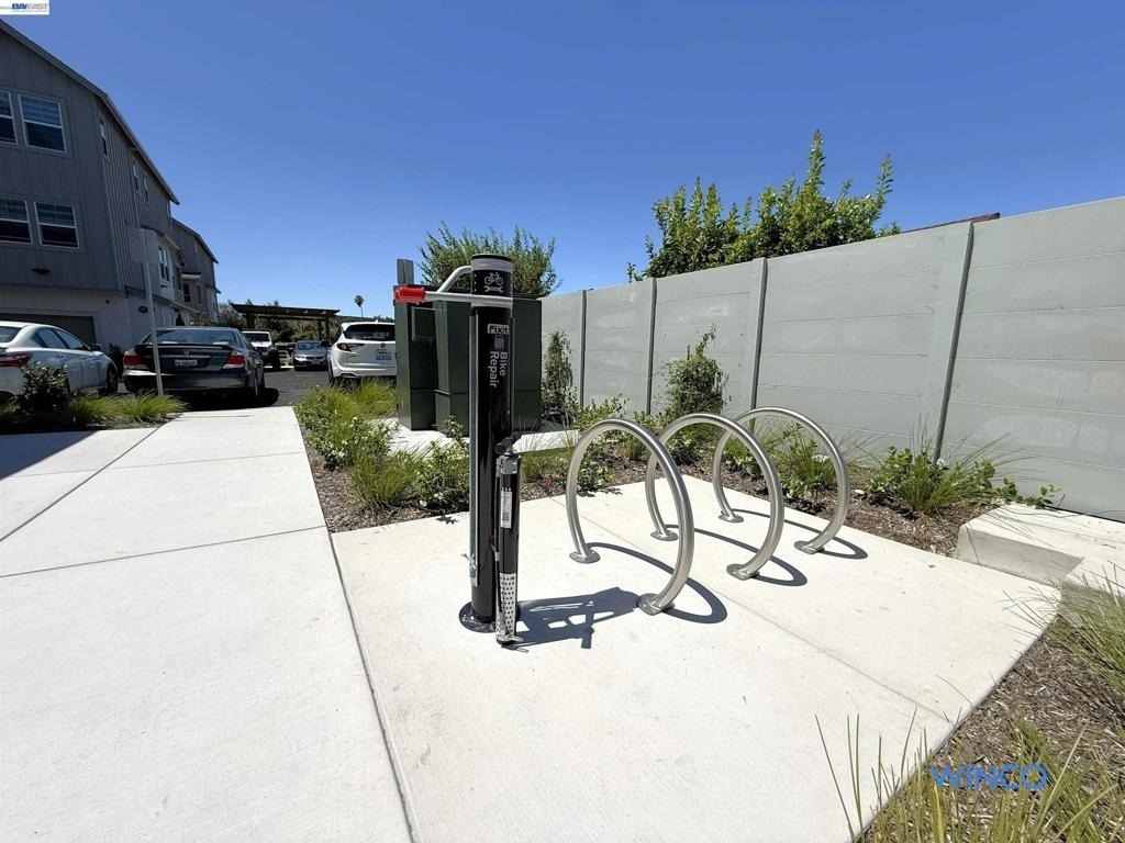 3810 Norbridge Ave - Photo 41