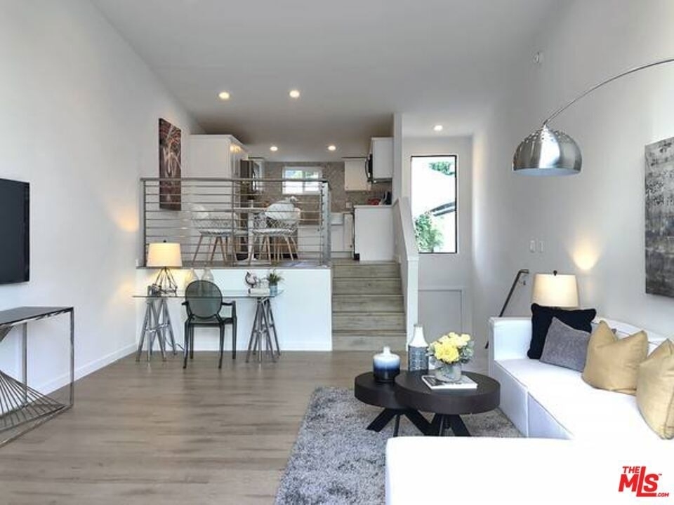 2211 Griffith Park - Photo 2