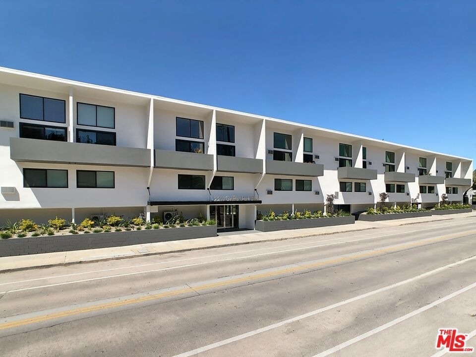 2211 Griffith Park - Photo 17